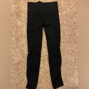 Blanqi black texture pattern maternity leggings